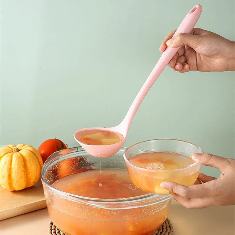 PastelScoop™ – Silicone Soup Ladle