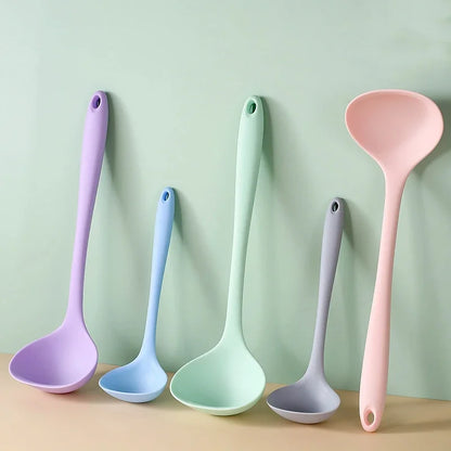 PastelScoop™ – Silicone Soup Ladle