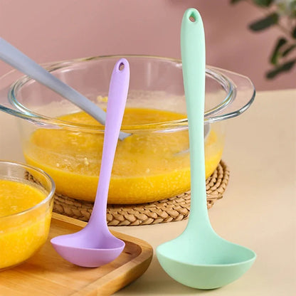 PastelScoop™ – Silicone Soup Ladle